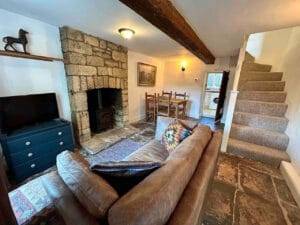 crown cottage (153)