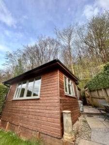 laurie’s woodside cabin (356)