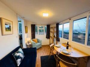 laurie’s woodside cabin (488)