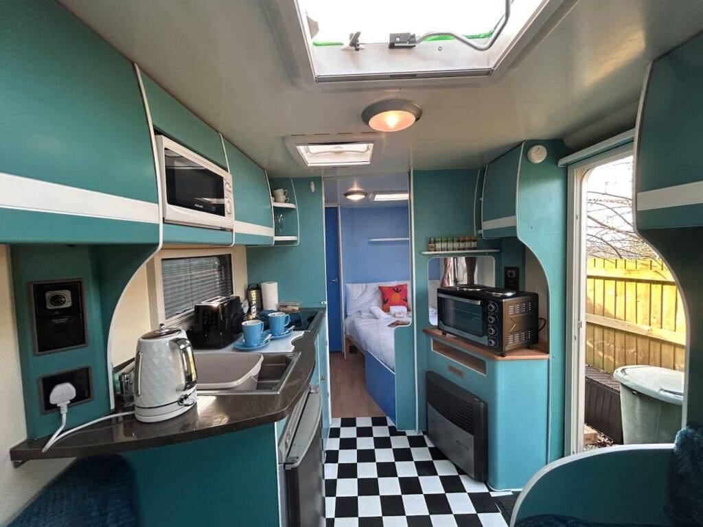 the cosy camper (898)